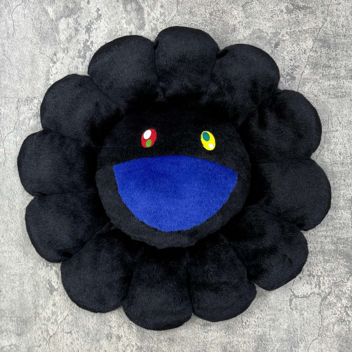 Takashi_Murakami_Flower_Plush_ Takashi_Murakami_Flower_Plush_