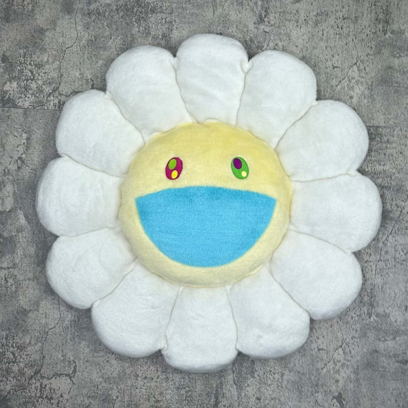 Takashi Murakami Flower Plush 60cm - White / Yellow