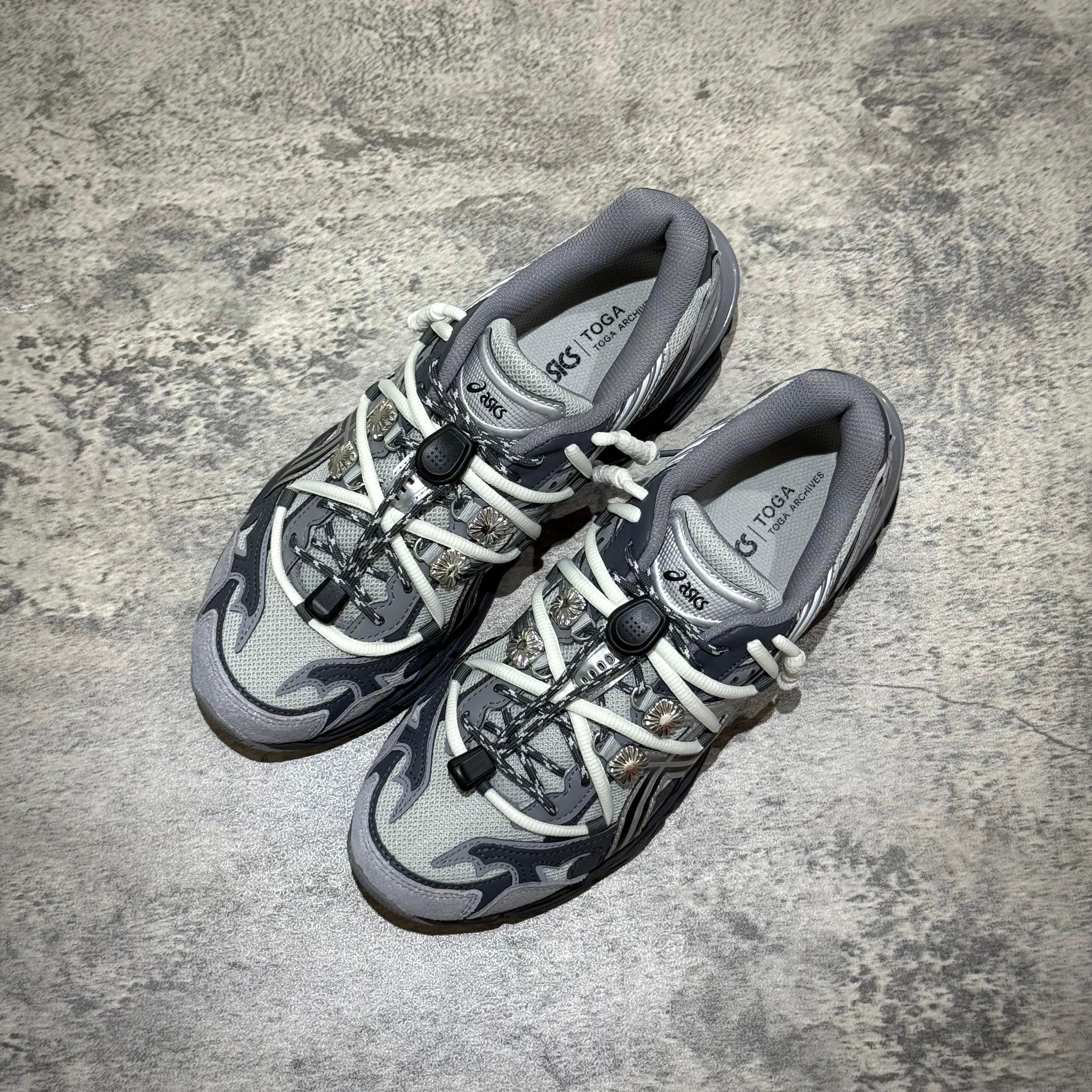Toga x Asics Gel-Cumulus 16 - Grey Black Silver