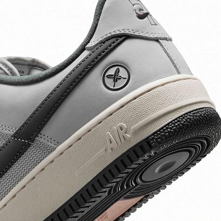 Yuto Horigome x Nike SB Air Force 1 Low IO8439-100 Pre-order close-up of the shoe sole and details.