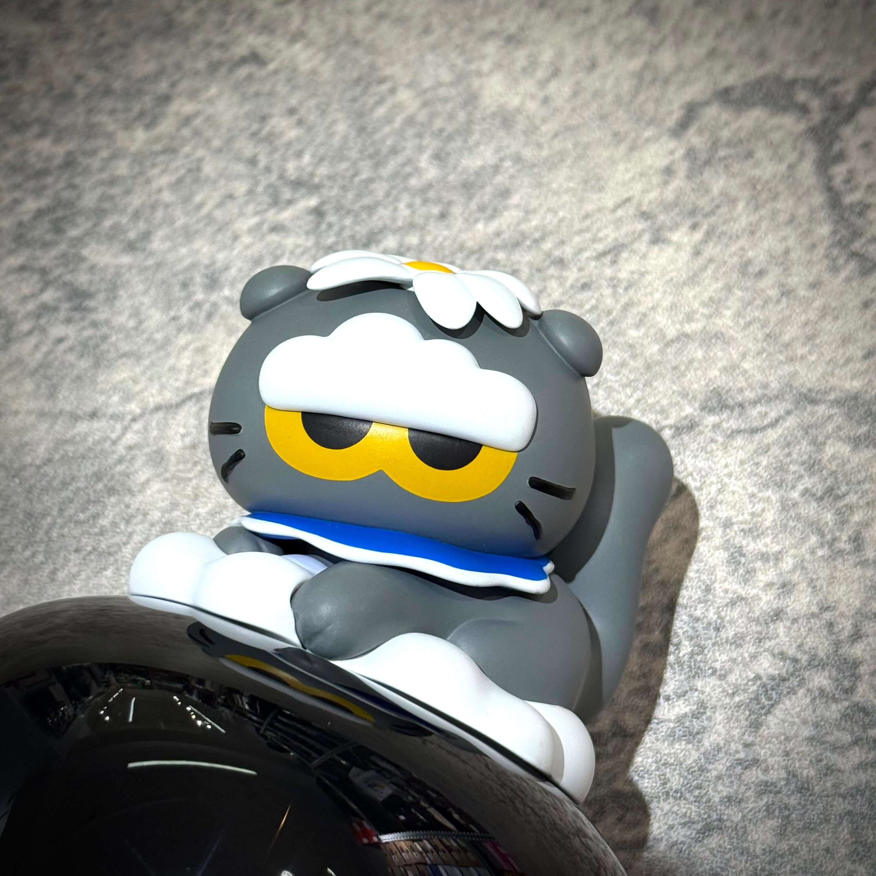 G-Dragon x Line Friend Zo&Friends Mood Light
