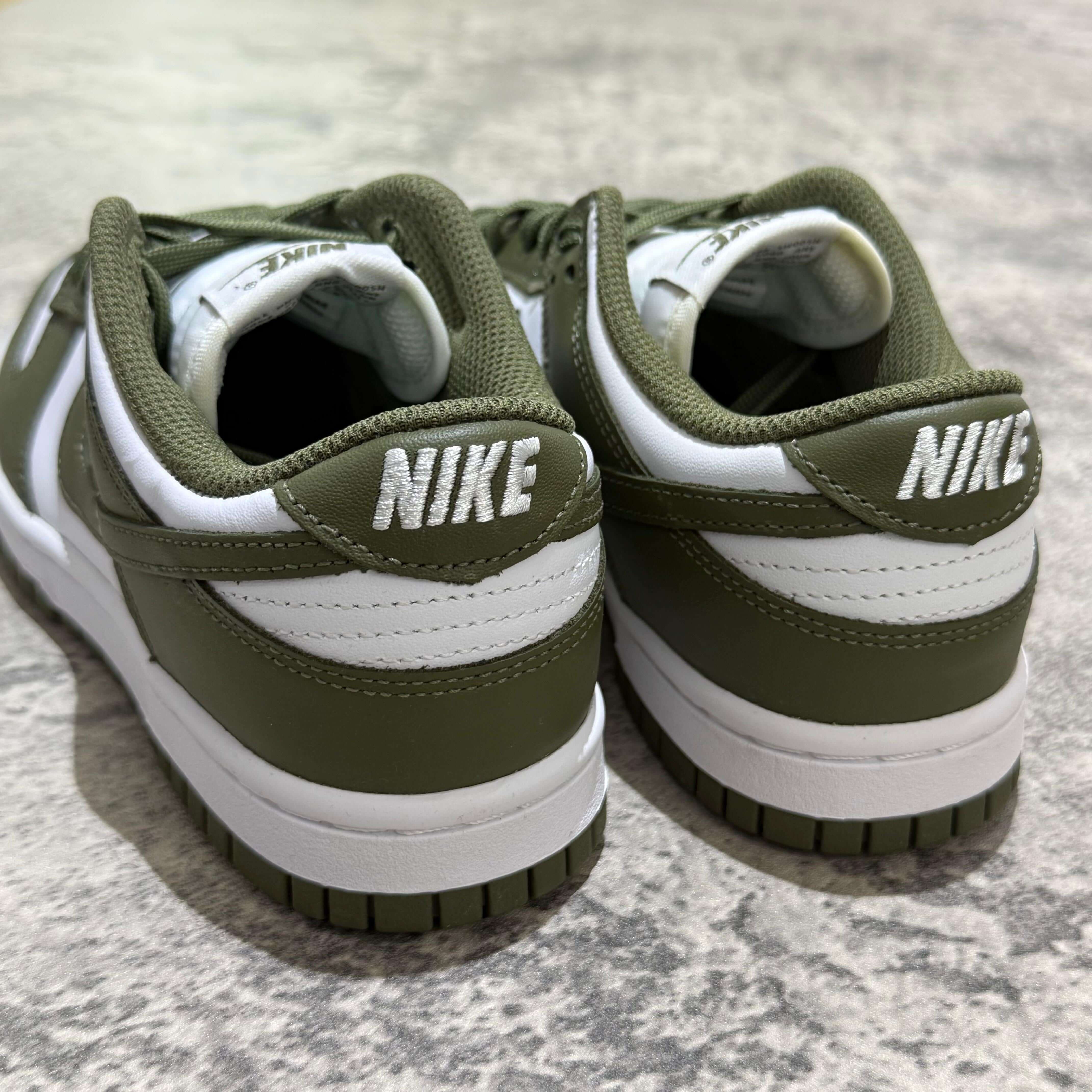 Nike Dunk Low Medium Olive