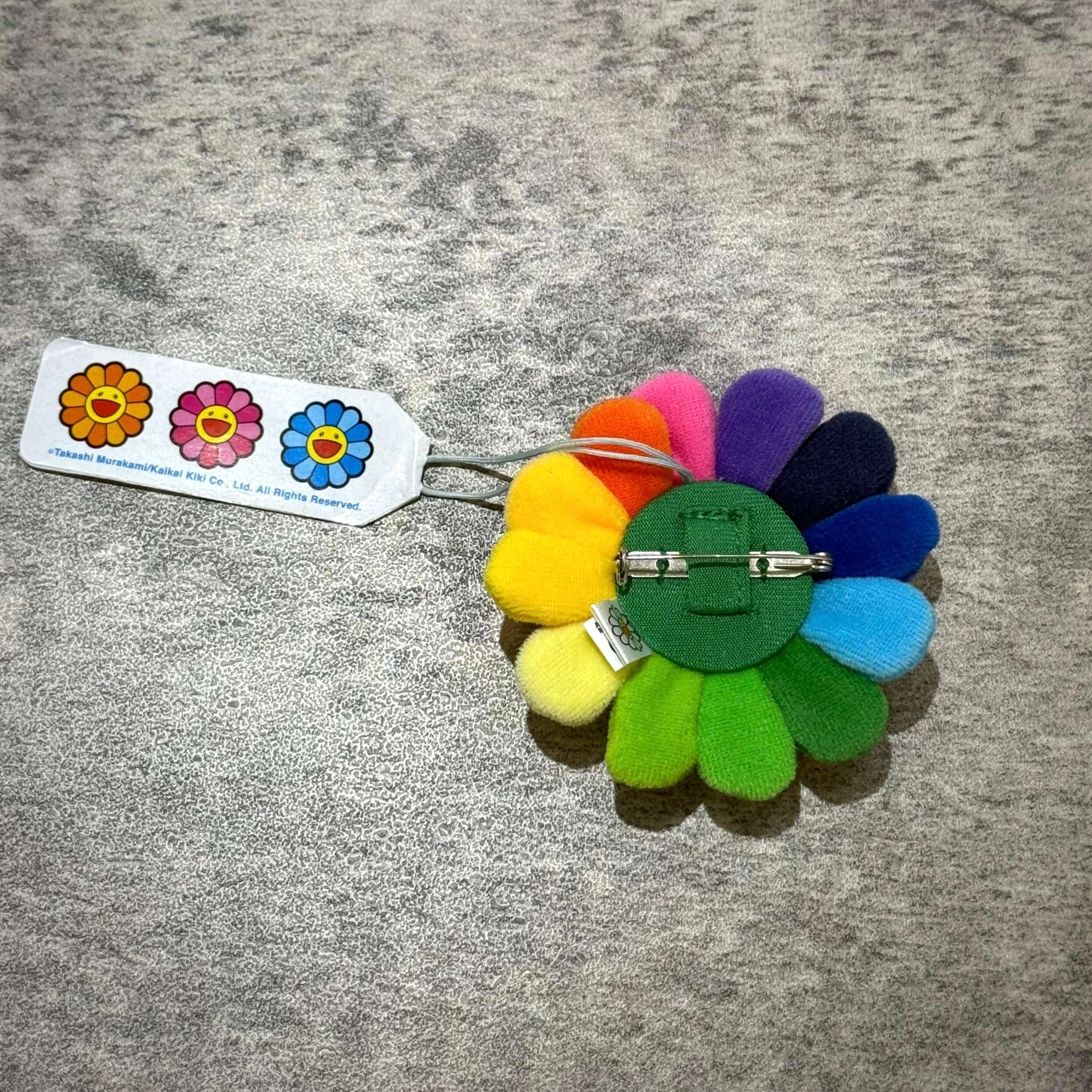 現貨 村上隆 Takashi Murakami Flower Plush 8cm Pin 扣針鎖匙扣