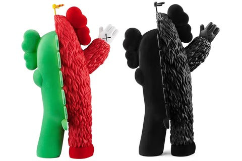 KAWS KACHAMUKKU Vinyl Figure Green/Red & Black ( Set of 2 )